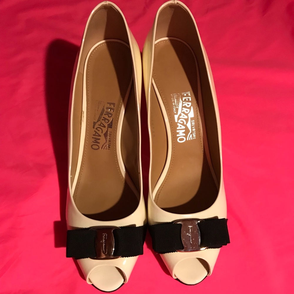 Ferragamo Pola peep toe pumps white patent 9.5